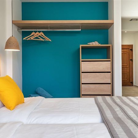 Karavos Apartments อาคาราวี ภายนอก รูปภาพ